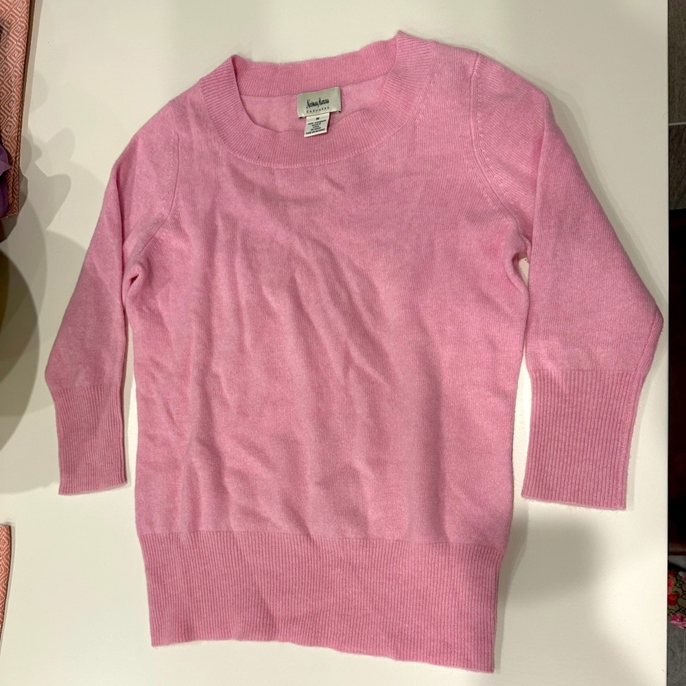 Neumann Marcus Cashmere Sweater